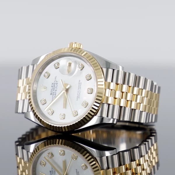 Rolex Datejust 36 | White Diamond Dial 36mm with Jubilee Bracelet | Used (Very good) | Year of production 2005 | Original box | Original papers