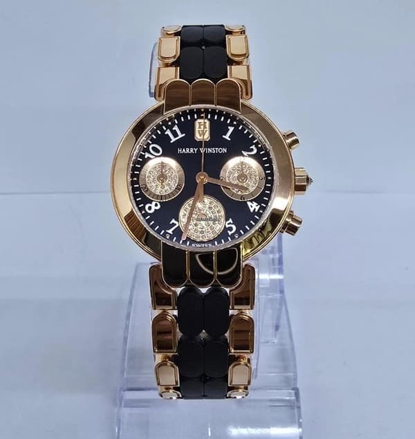 Harry Winston | Rose Gold with Chrono Black Dial with Diamond Paved Chrono | Condition: Like new & unworn | Year of production 2018 (Approximation) | Original box | No original papers